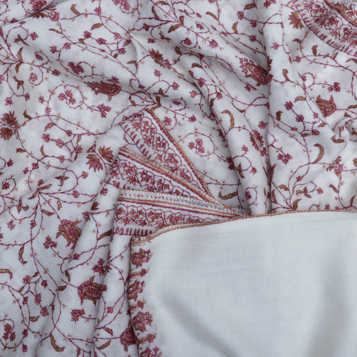 Kahmiri paisley maize